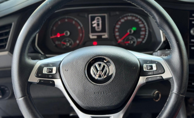 VW - VolksWagen JETTA Comfort. 250 TSI 1.4 Flex 16v Aut. 2019 Flex-12