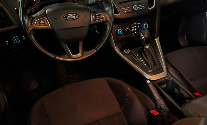 Ford Focus 2.0 16V/SE/SE Plus Flex 5p Aut. 2018 Flex-11