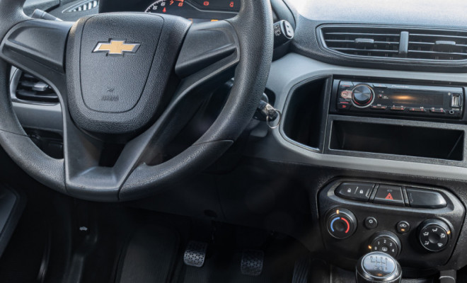 GM - Chevrolet ONIX HATCH Joy 1.0 8V Flex 5p Mec. 2019 Flex-17