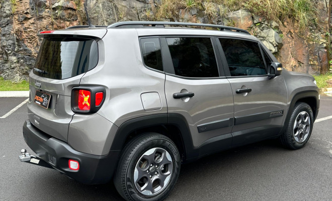Jeep Renegade1.8 4x2 Flex 16V Aut. 2021 Flex-8