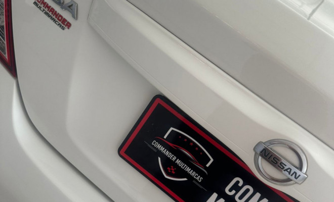 Nissan VERSA SL 1.6 16V Flex Fuel 4p Mec. 2013 Flex-11