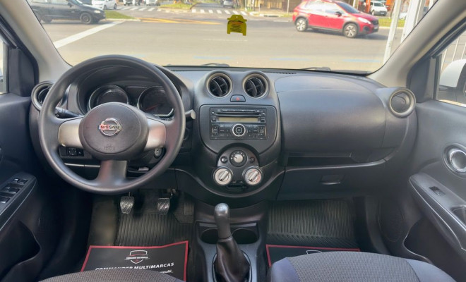 Nissan VERSA SL 1.6 16V Flex Fuel 4p Mec. 2013 Flex-7