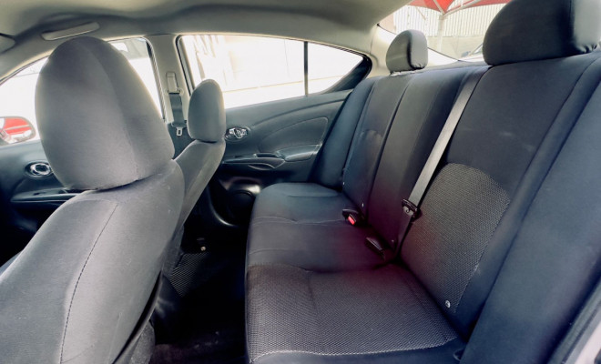 Nissan VERSA SL 1.6 16V Flex Fuel 4p Mec. 2013 Flex-5
