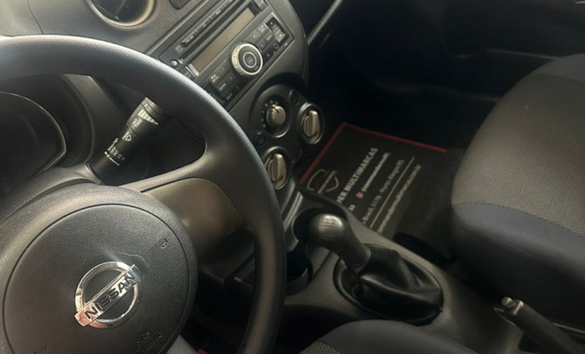 Nissan VERSA SL 1.6 16V Flex Fuel 4p Mec. 2013 Flex-3