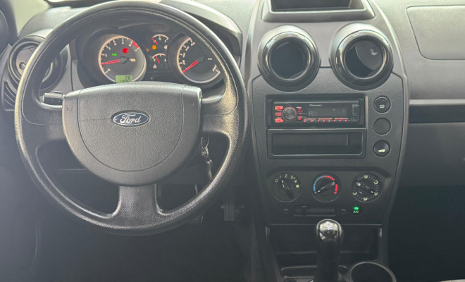 Ford Fiesta Sed. 1.6 8V Flex 4p 2011 Flex-6