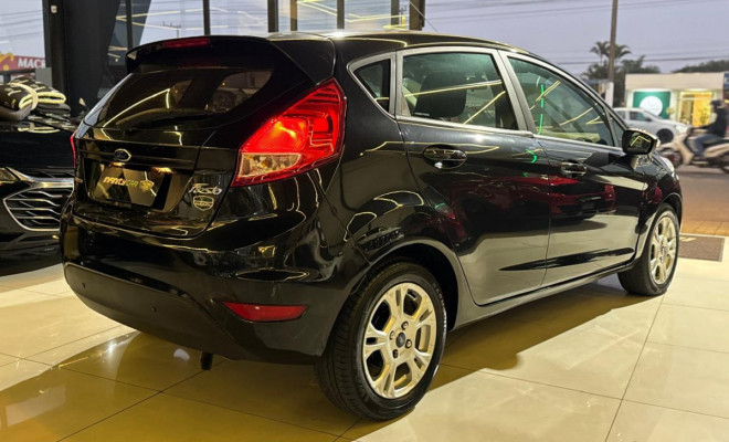 Ford Fiesta SE 1.6 8V Flex 5p 2014 Flex-3