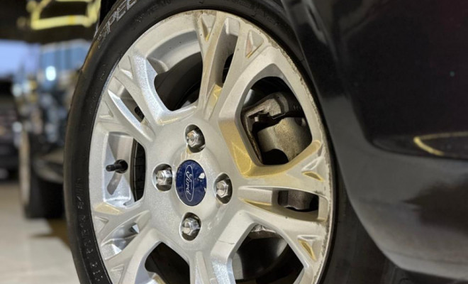 Ford Fiesta SE 1.6 8V Flex 5p 2014 Flex-4