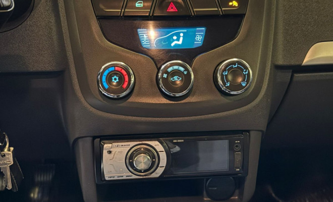 GM - Chevrolet MONTANA LS 1.4 ECONOFLEX 8V 2p 2017 Flex-9