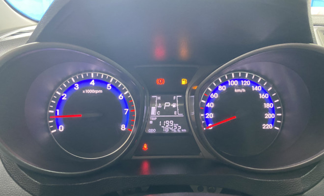 Hyundai HB20S C.Style/C.Plus1.6 Flex 16V Aut. 4p 2015 Flex-9