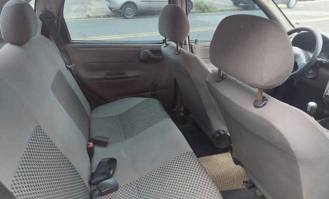 GM - Chevrolet Classic Life/LS 1.0 VHC FlexP. 4p 2010 Flex-7
