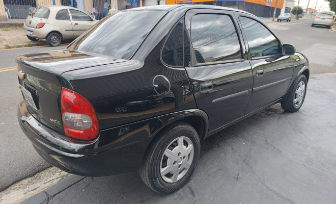GM - Chevrolet Classic Life/LS 1.0 VHC FlexP. 4p 2010 Flex-3