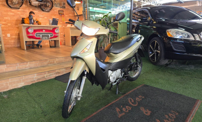 HONDA BIZ 125 ES/ 125 ES FLEX 2010 Gasolina-8