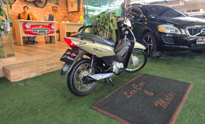 HONDA BIZ 125 ES/ 125 ES FLEX 2010 Gasolina-0