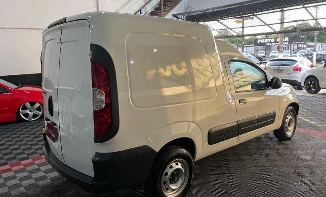 Fiat Fiorino Furgão Celeb. EVO 1.4 Flex 8V 2p 2015 Flex-2