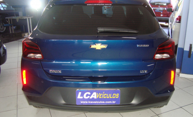GM - Chevrolet ONIX HATCH LTZ 1.0 12V TB Flex 5p Aut. 2022 Flex-6