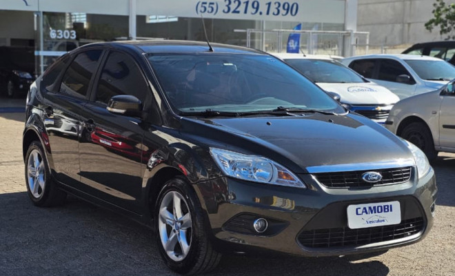 Ford Focus 1.6 S/SE/SE Plus Flex 8V/16V  5p 2013 Flex-1