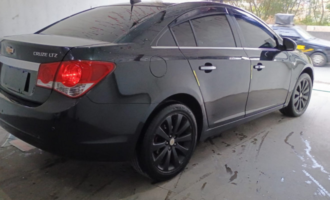 GM - Chevrolet CRUZE LTZ 1.8 16V FlexPower 4p Aut. 2012 Flex-6