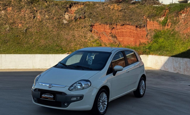 Punto Essence 1.6 2013 – Estilo, conforto e ótimo custo-benefício!