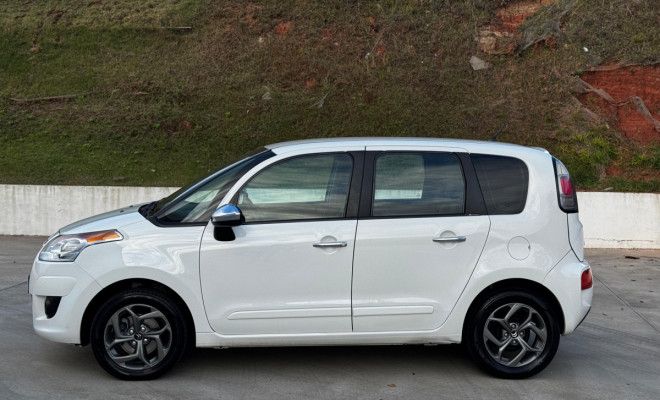 C3 Picasso Exclusive 1.6 Automático 2015 – Espaço, conforto e praticidade para o dia a dia!-12