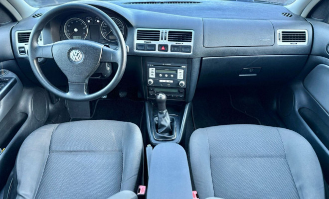 VW - VolksWagen Bora 2.0/ 2.0 Flex 8v Mec. 2009 Flex-7