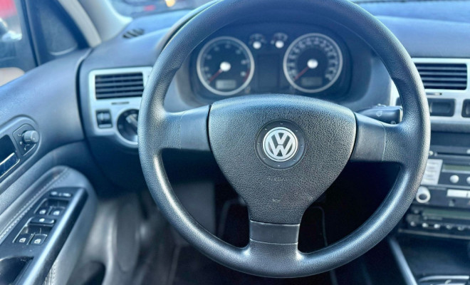 VW - VolksWagen Bora 2.0/ 2.0 Flex 8v Mec. 2009 Flex-9