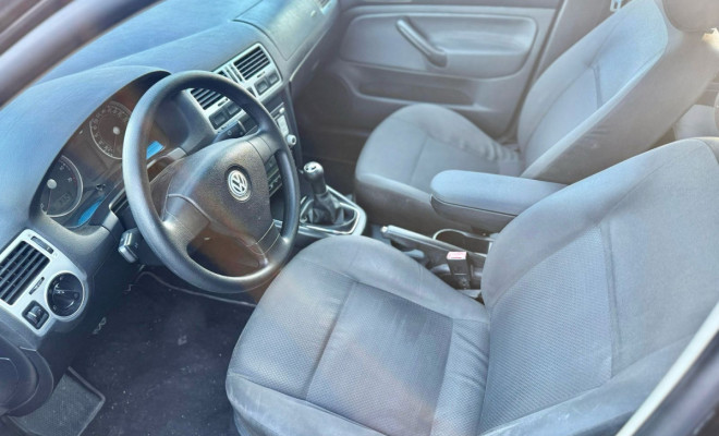 VW - VolksWagen Bora 2.0/ 2.0 Flex 8v Mec. 2009 Flex-5