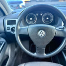 VW - VolksWagen Bora 2.0/ 2.0 Flex 8v Mec. 2009 Flex-9