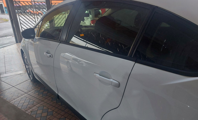 Citroën C4 GLX 1.6 Flex 16V 5p Mec. 2013 Flex-5