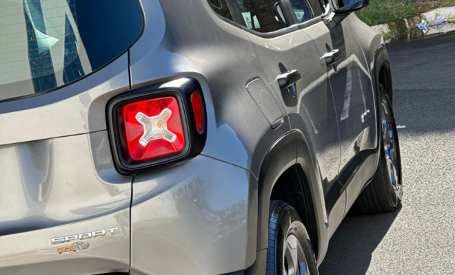 Jeep Renegade1.8 4x2 Flex 16V Aut. 2017 Flex-10