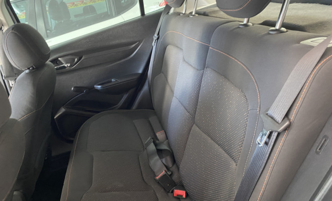 GM - ONIX HATCH LT 1.4 Aut 2014-10