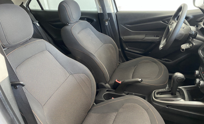 GM - ONIX HATCH LT 1.4 Aut 2014-9