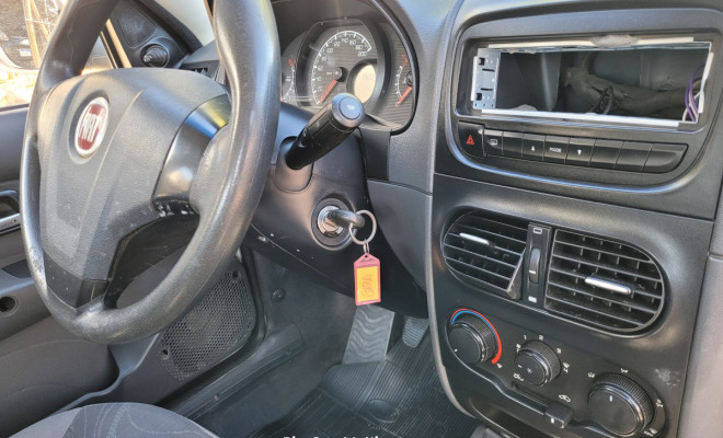 Fiat Siena EL 1.0 mpi Fire Flex 8V 4p 2013 Flex-9