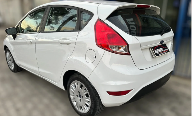 Ford Fiesta 1.6 16V Flex Mec. 5p 2015 Flex-2