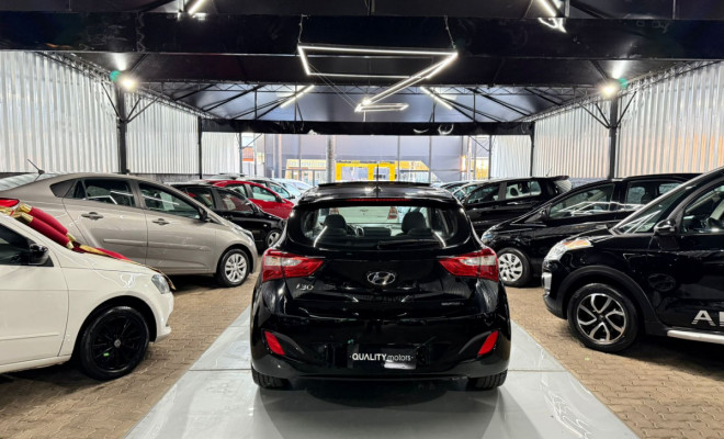Hyundai i30 Serie Limitada 1.8 16V Aut. 5p 2015 Flex-3