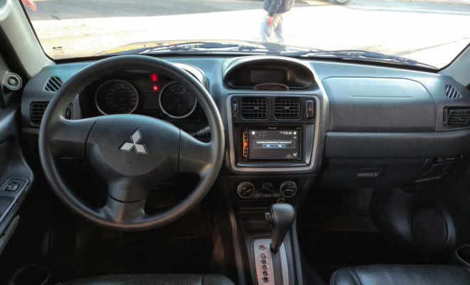 Mitsubishi Pajero TR4 2.0/ 2.0 Flex 16V 4x4 Aut. 2011 Flex-1