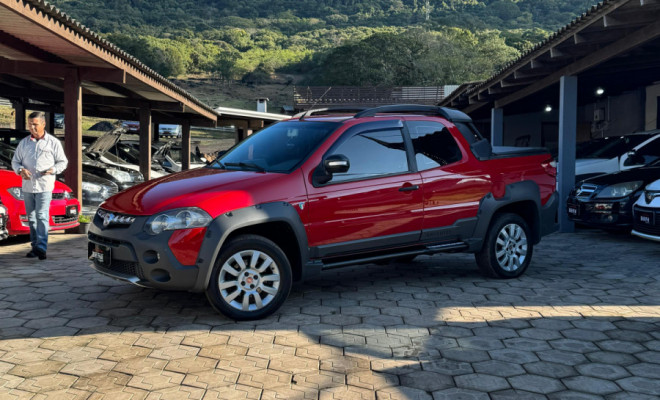 Fiat Strada Adventure1.8/ 1.8 LOCKER Flex CD 2014 Flex