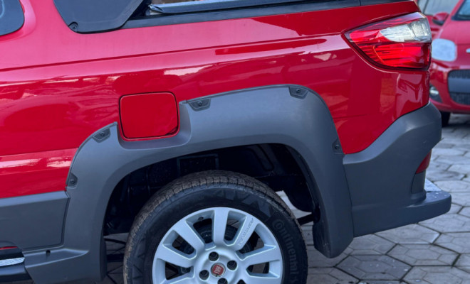 Fiat Strada Adventure1.8/ 1.8 LOCKER Flex CD 2014 Flex-2