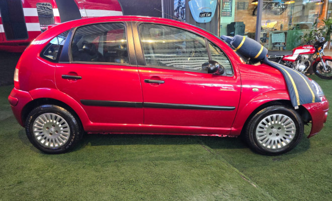 Citroën C3 GLX 1.4/ GLX Sonora 1.4 Flex 8V 5p 2011 Flex-7
