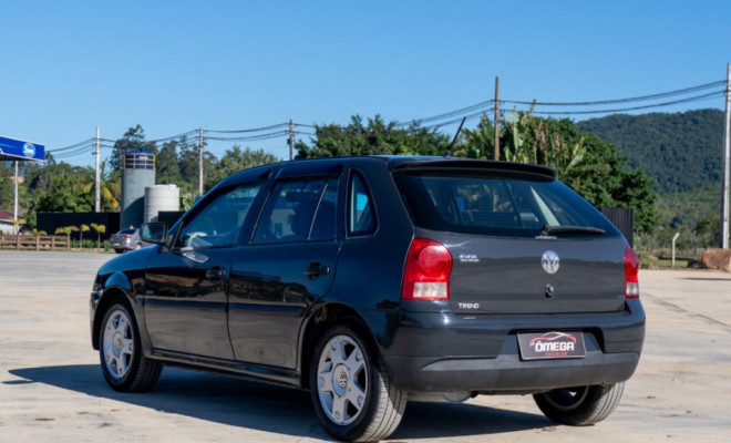 VW - VolksWagen Gol Plus 1.0 Mi Total Flex 4p 2008 Flex-7