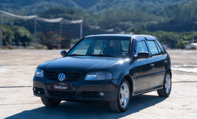 VW - VolksWagen Gol Plus 1.0 Mi Total Flex 4p 2008 Flex