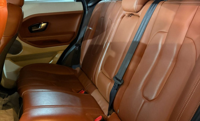 Land Rover Range R.EVOQUE Prestige 2.0 Aut. 5p 2013 Gasolina-4
