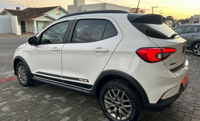 Fiat ARGO TREKKING 1.3 8V Flex 2022 Flex-4