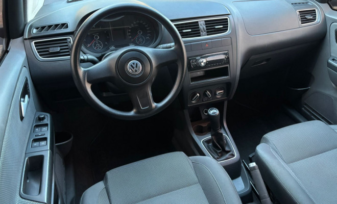 VW - VolksWagen Fox 1.6 Mi Total Flex 8V 5p 2012 Flex-8