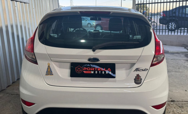 Ford Fiesta 1.5 16V Flex Mec. 5p 2015 Flex-1