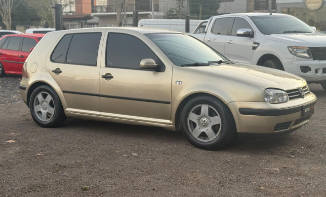 VW - VolksWagen Golf 2.0/ 2.0 Mi Flex Comfortline/ Sport 2001 Flex-0