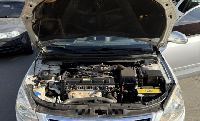 Hyundai i30 2.0 16V 145cv 5p Aut. 2010 Gasolina-10