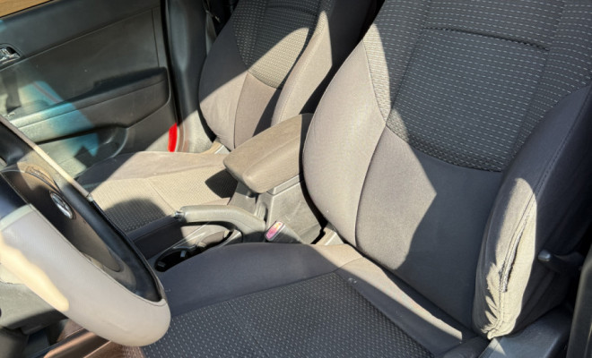 Hyundai i30 2.0 16V 145cv 5p Aut. 2010 Gasolina-7