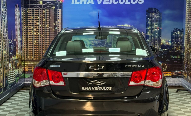 GM - Chevrolet CRUZE LTZ 1.8 16V FlexPower 4p Aut. 2014 Flex-4