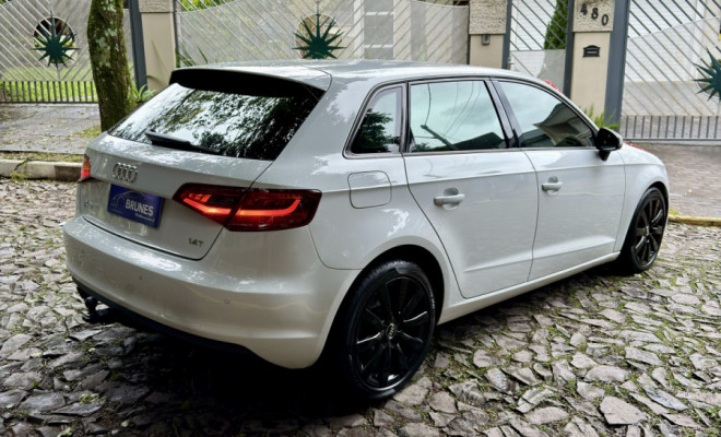 Audi A3 Sportback 1.4 TFSI S-tronic 2014 Flex-18