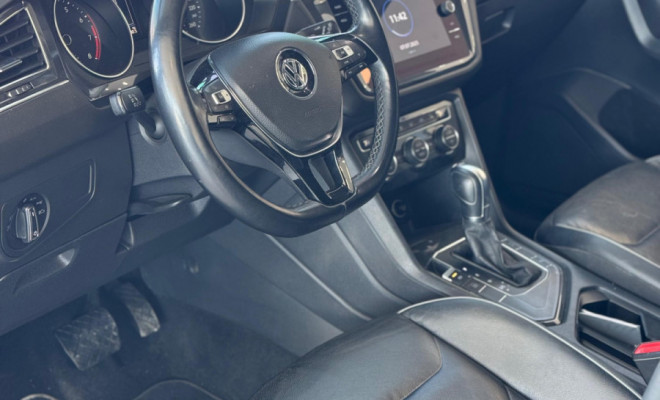 VW - VolksWagen TIGUAN Allspac Comf 250 TSI 1.4 Flex 2019 Flex-9
